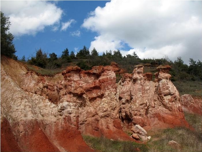 Boudes-Vallée des Saints.JPG