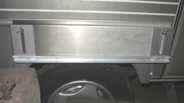 Equerre table3RED.jpg