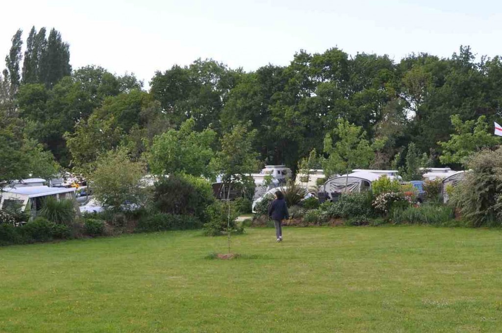 DSC_7240.JPG copie du forum Eriba.jpg