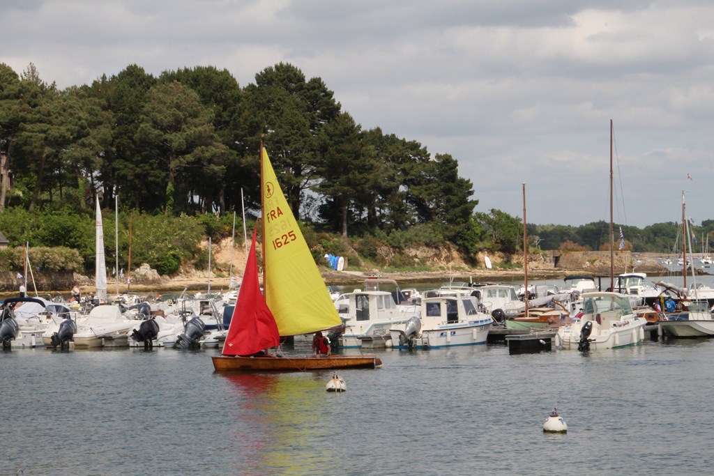 PlougoumelenGDM 422 (Copier).JPG