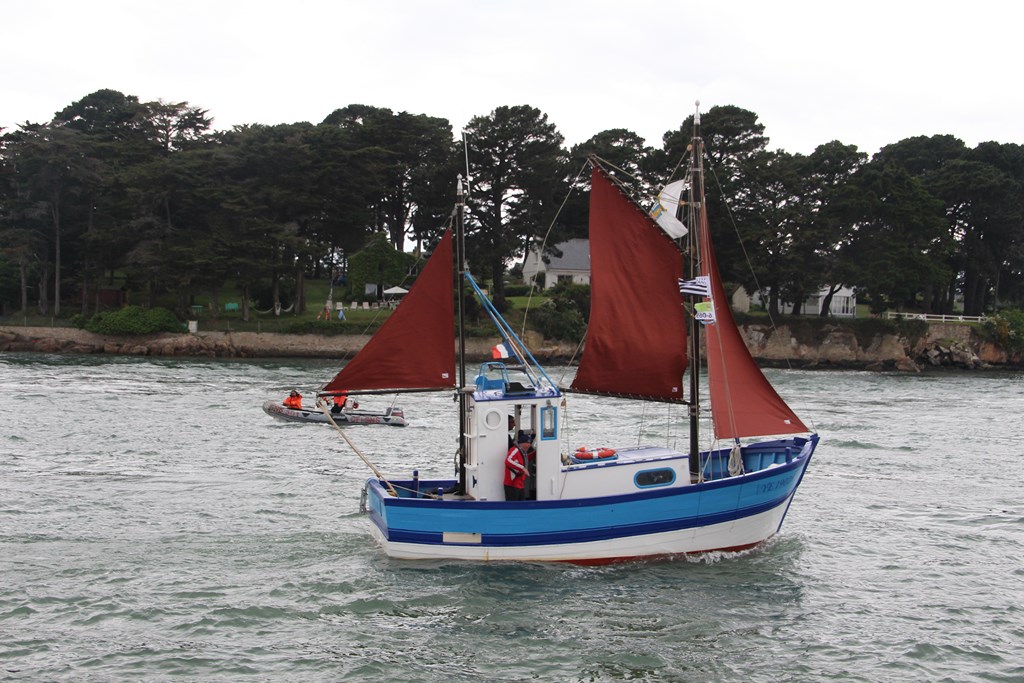 PlougoumelenGDM 736 (Copier).JPG