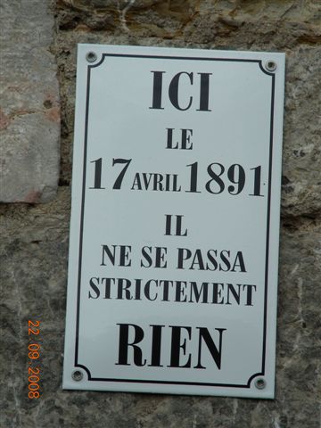 Ca aussi, c'est dans le vieux Hyères sur une maison!