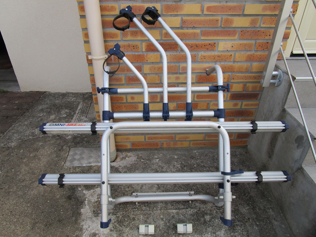 Porte velo 1 [LANTERNE 1].JPG