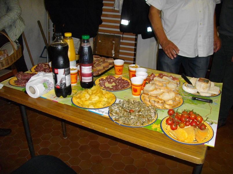 tout a une fin ...helas ! derniere petite soirée entre amis !