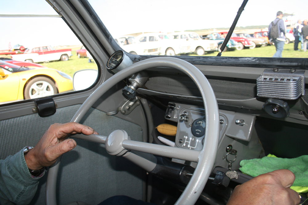 Petit tour en 2 cv de 1955