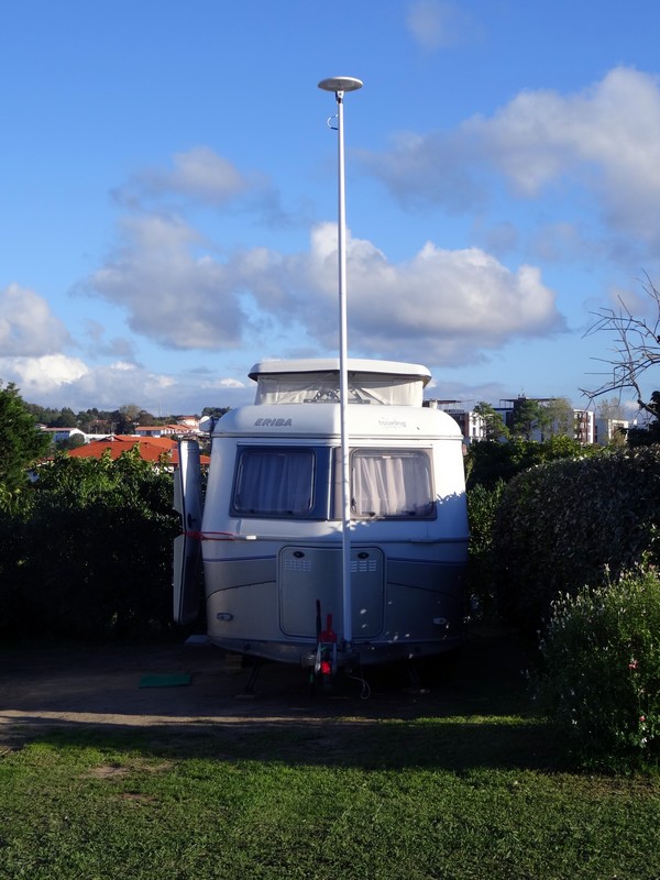Sans aubans, ça n'a pas bougé par tempête de 100 km/h