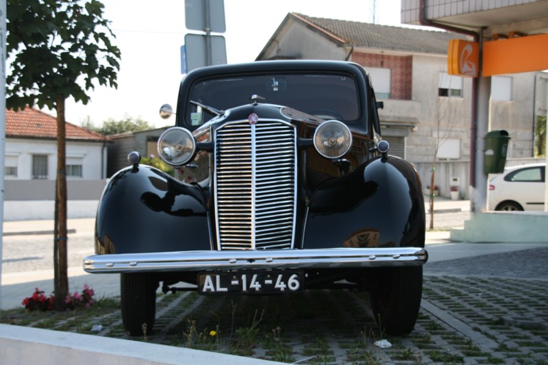 IMG_5443 VauxhallRED.jpg