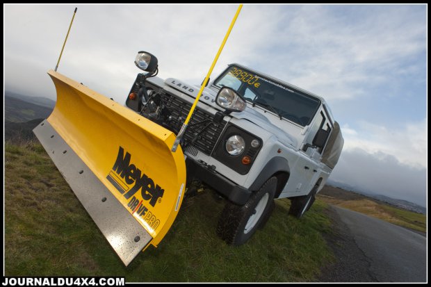 defender-chasse-neige3.jpg