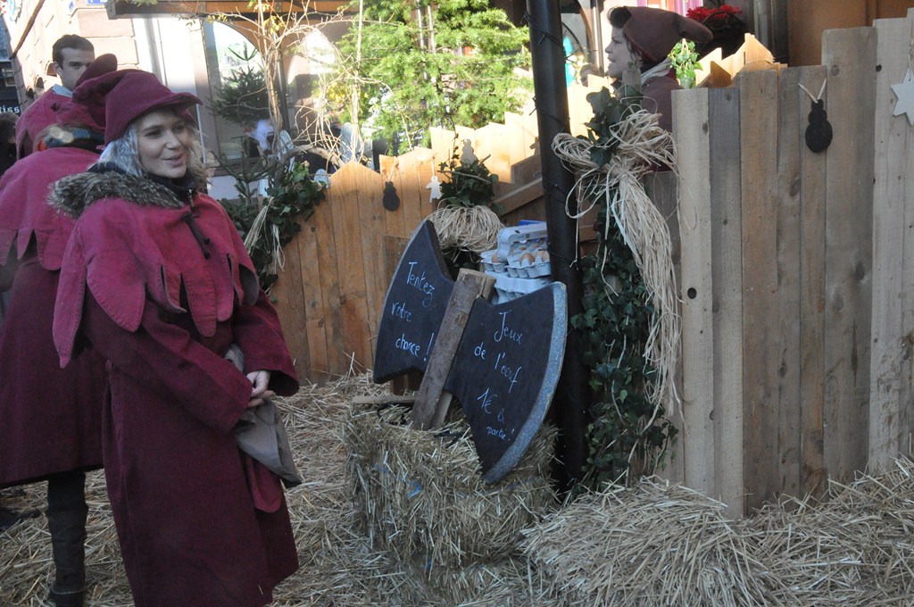 Ce jeu consiste à essayer d'exploser un œuf avec des boules de pétanque
