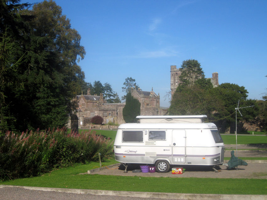 78-Hoddon-castle-nr-Dumfrie.jpg