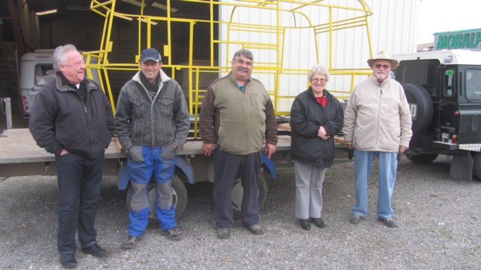 Structure LR 009red.jpg