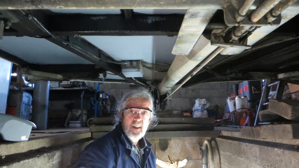 Peinture Spécial Bois Microporeuse (couleur gris moyen satin) pour laisser respirer le bois