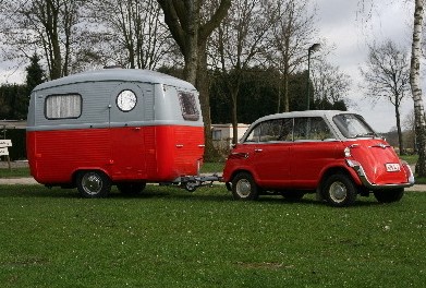 Westfalia 265 de 1958 et BMW 600 de 1959