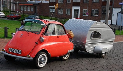 Isetta ??? tractant une T@b ???