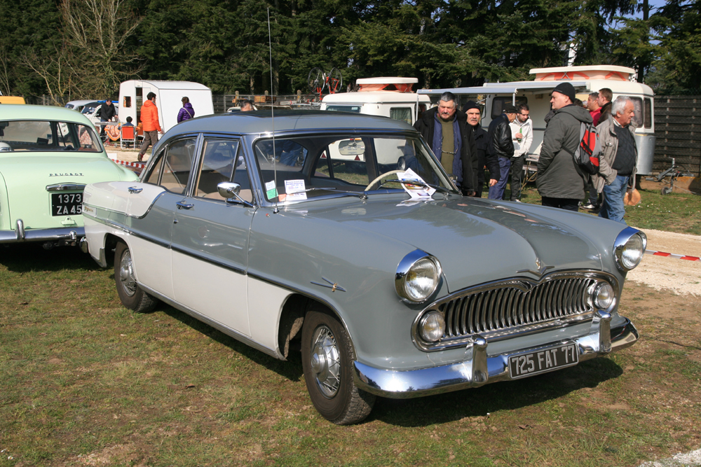 Une Simca Régence