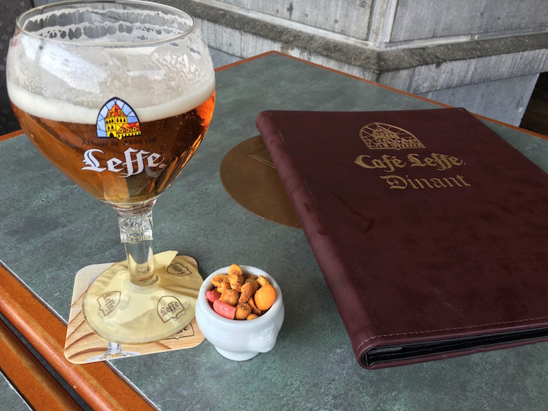 Agréable bière bien fraîche