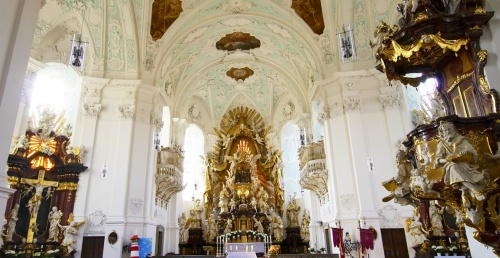 goessweinstein-basilika_innen-500.jpg