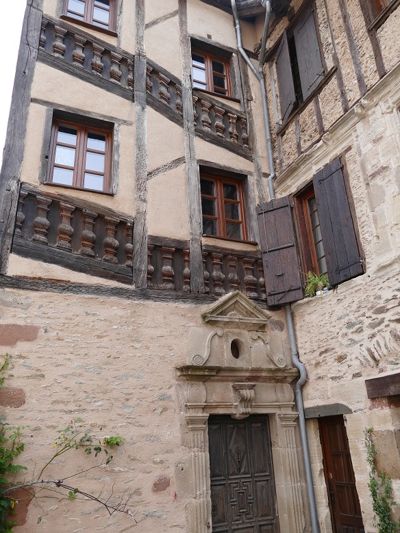 P1090149 &.jpg