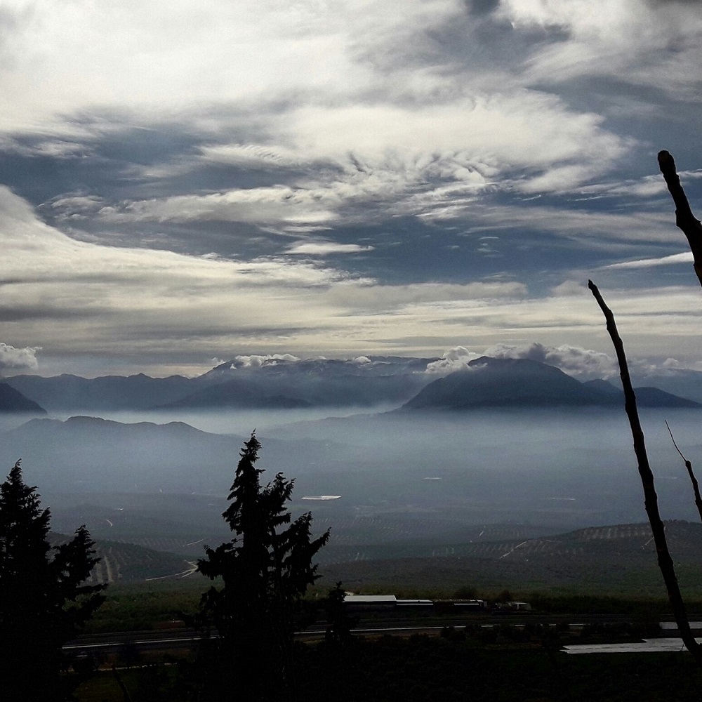 Au fond les montagnes de Cazorla