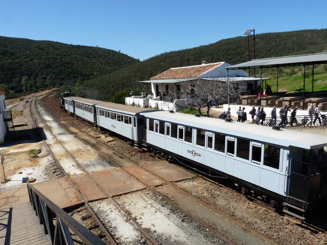 Tren de la visita de las minas de Rio Tinto (los primeros domingos de mes es traccionado por locomotoras de vapor).JPG