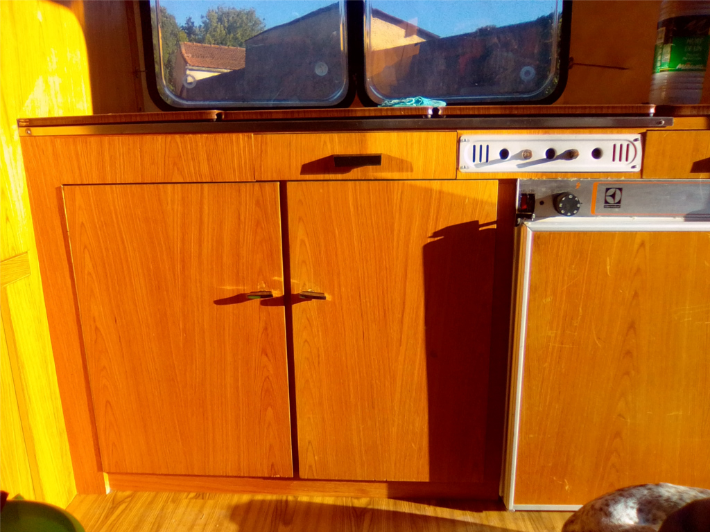 Pan "o" 1981 - Boiseries au lin en Cours