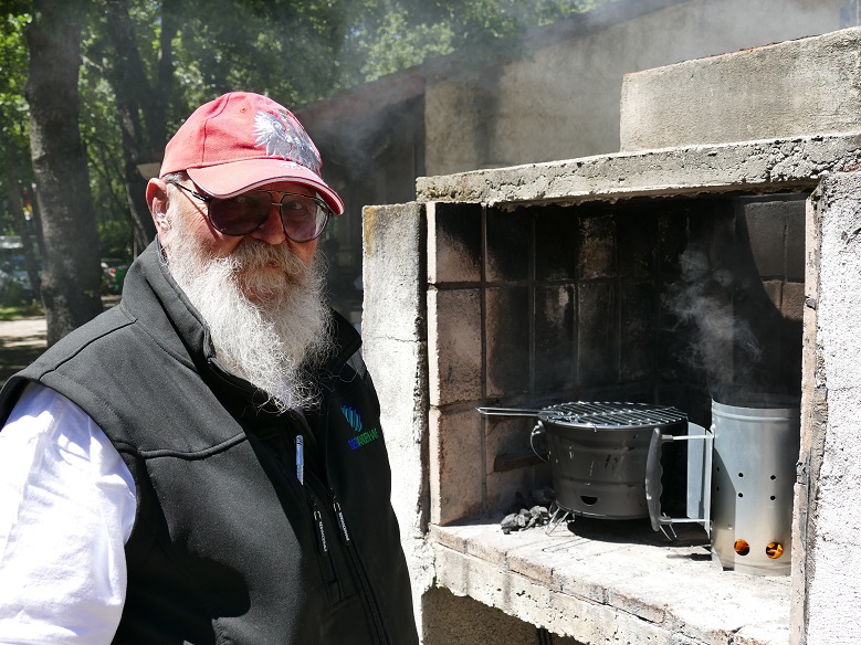 marcel fait gaffe ,çà brule!!