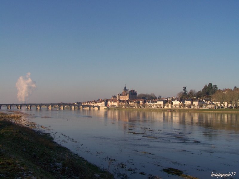 gien vu du  bord de loire