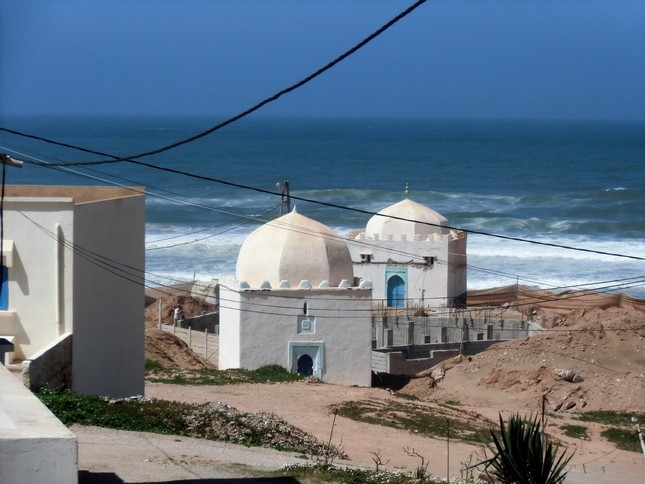 Marabouts sur la plage d'Aglou
