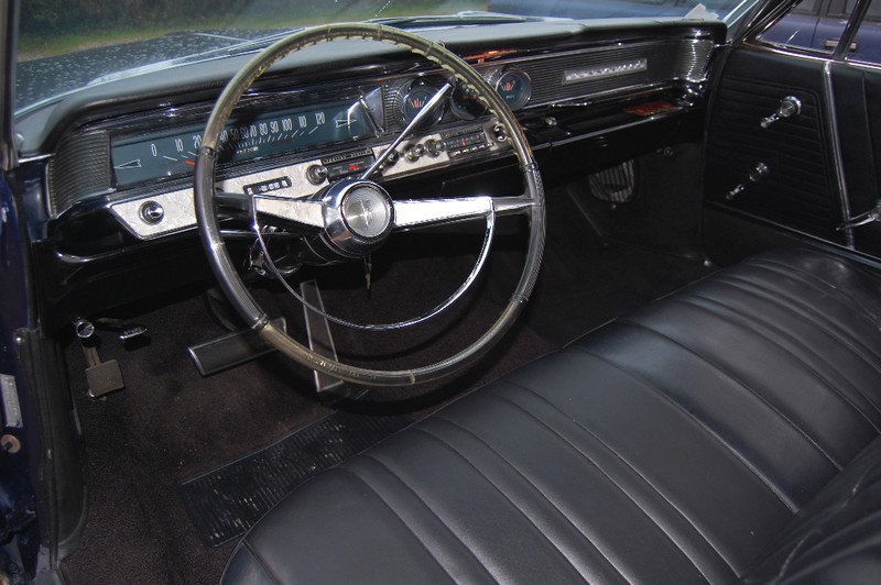 pontiac-int.jpg