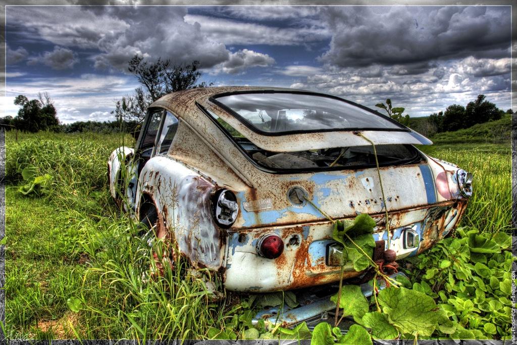 automobile-ferraille-01 (Large).jpg