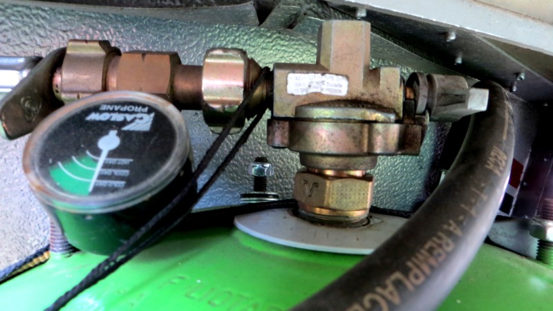 Boueille gaz robinet.jpg