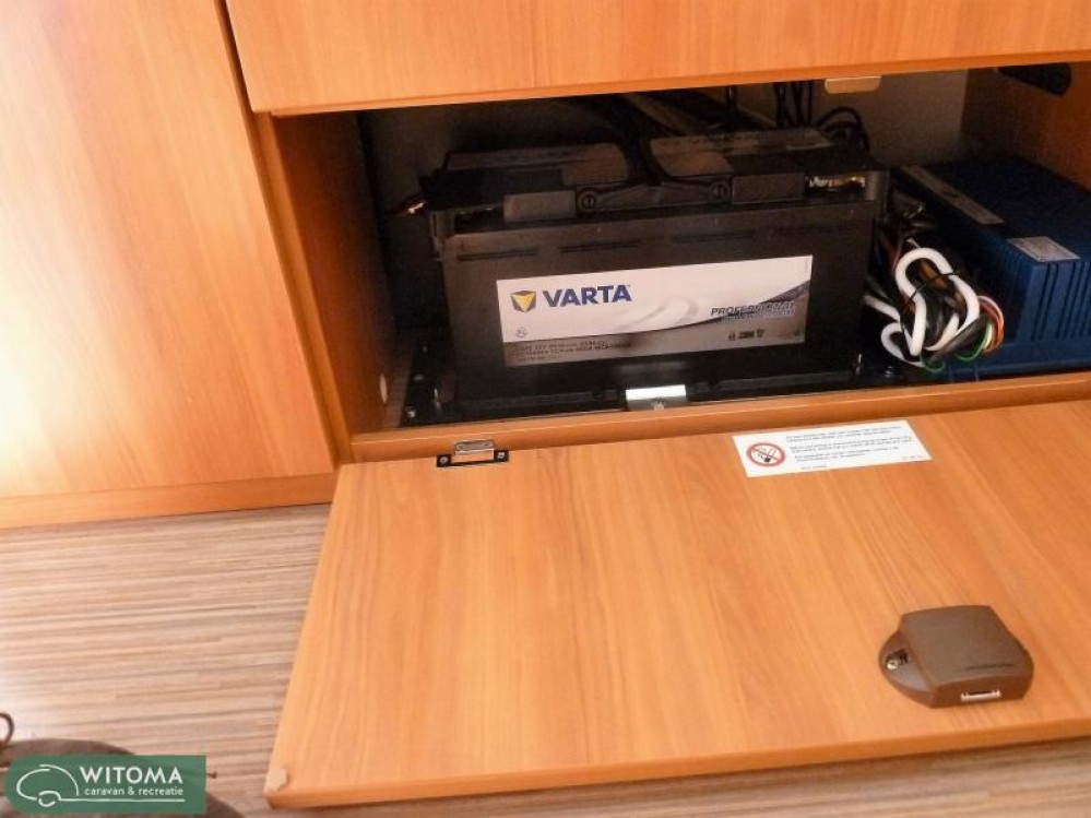 14 occasion-eriba-troll-535-gt-zondag-21-oktober-geopend-8.jpg