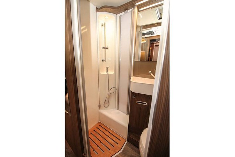 29 Touring-820-fotoshowBig-aa503df6-1216545.jpg