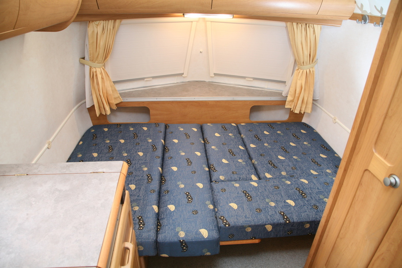 LIT AVANT TRITON O  418.jpg