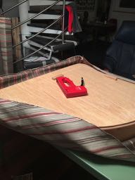 Assise petite dînette avant.