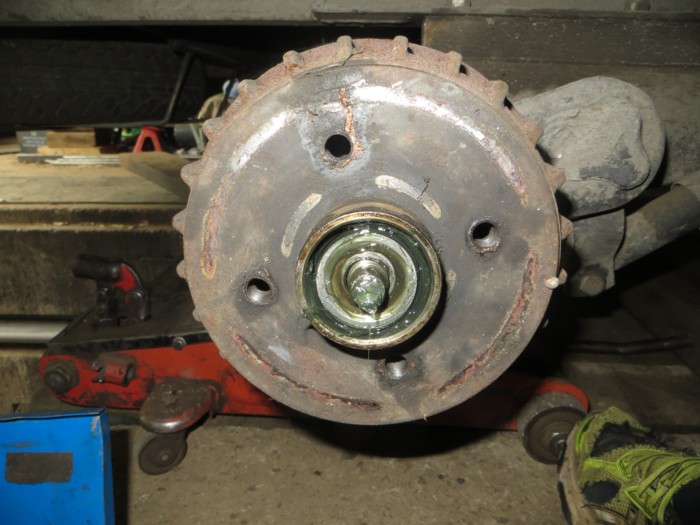 Frein graisse roulements roues7.JPG