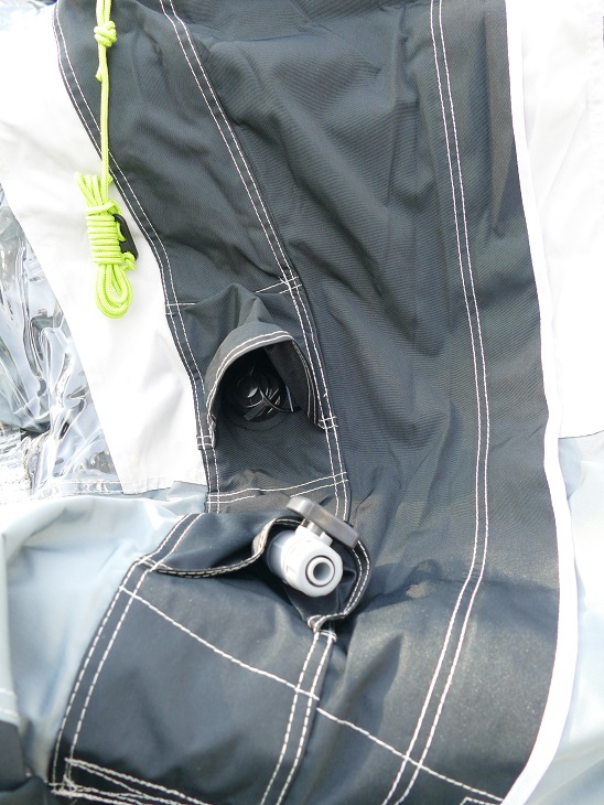 Valve de gonflage et une des 2 dégonlage