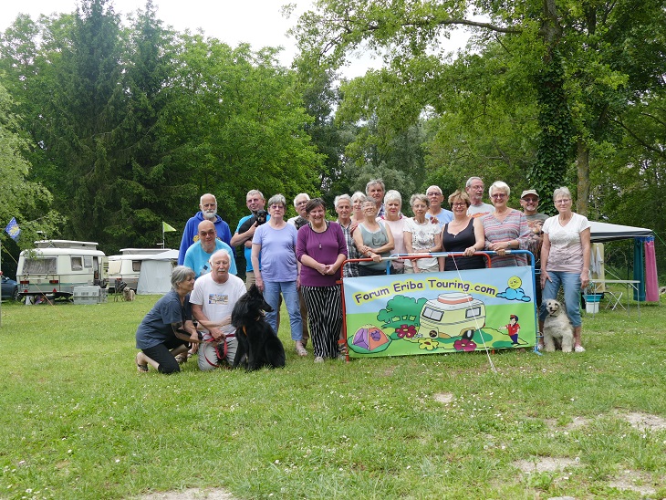 Le groupe au complet