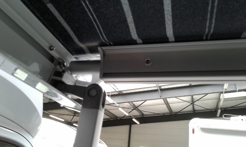 extrémité du store