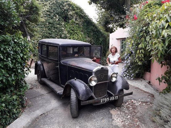 1868 Peugeot 301 de 1932 .jpg