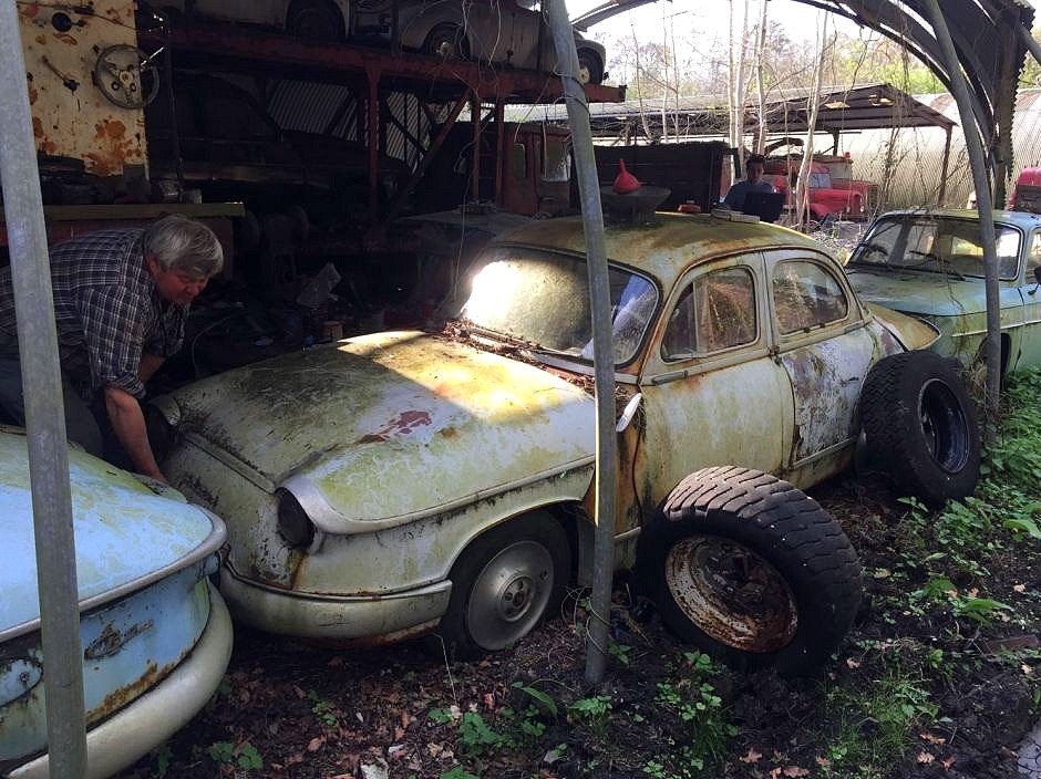 1907 Panhard PL17 (1959) .jpg