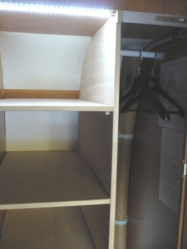 Penderie pour vêtements