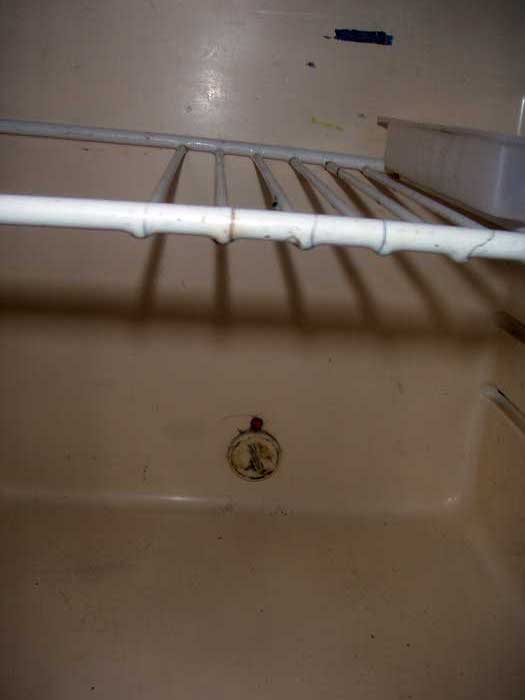 un potentiomètre de réglage?  bizarre !!