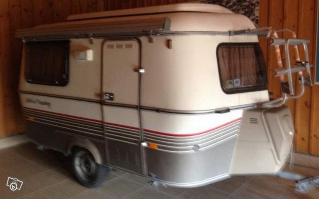 Familia-Orne avec porte-vélo.JPG