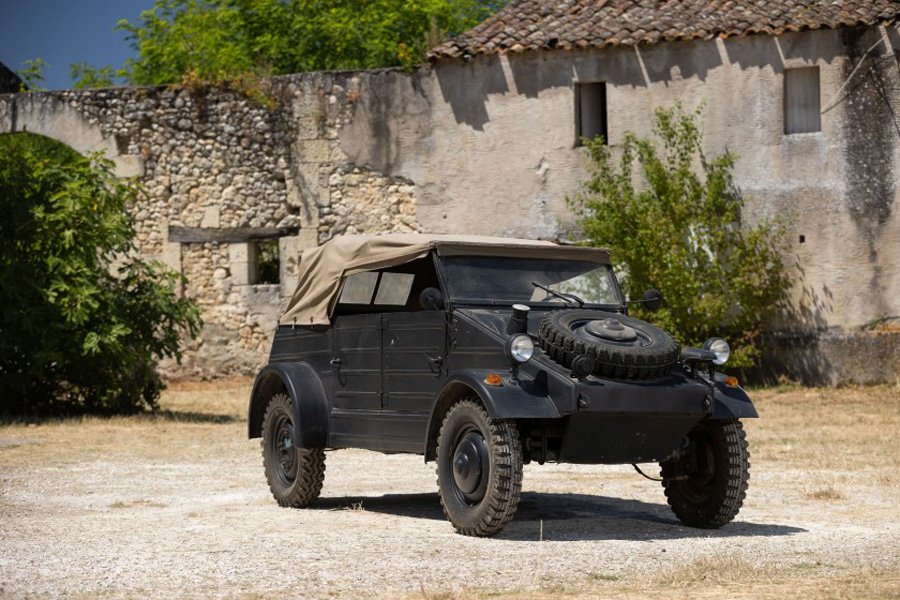 artcurial Volkswagen Kubelwagen 1940 74 400 €.jpg