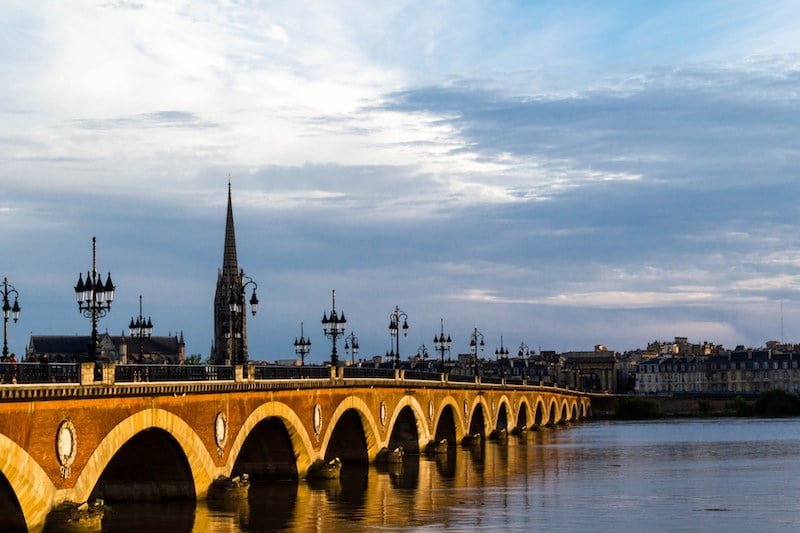 anecdotes-bordeaux-pont.jpg