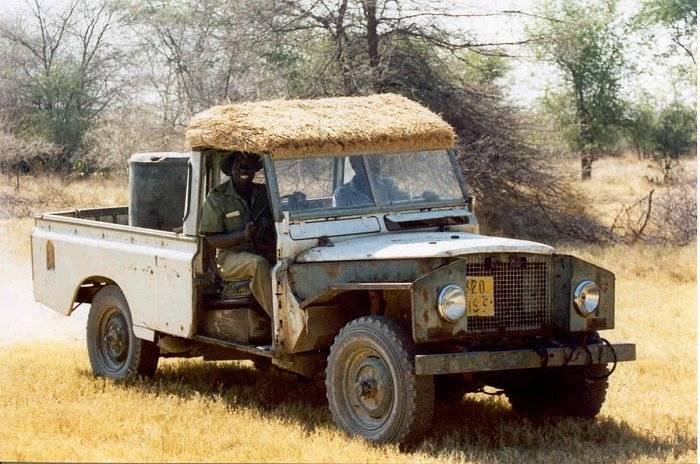 S  II toit paille.jpg