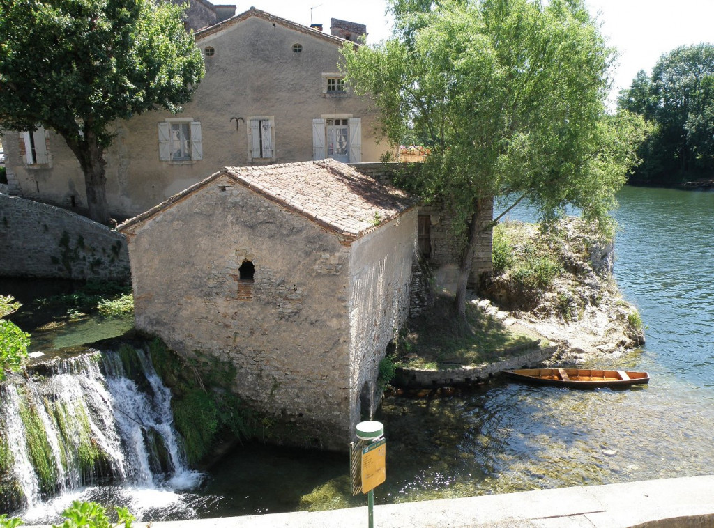 Laroque moulin.jpg