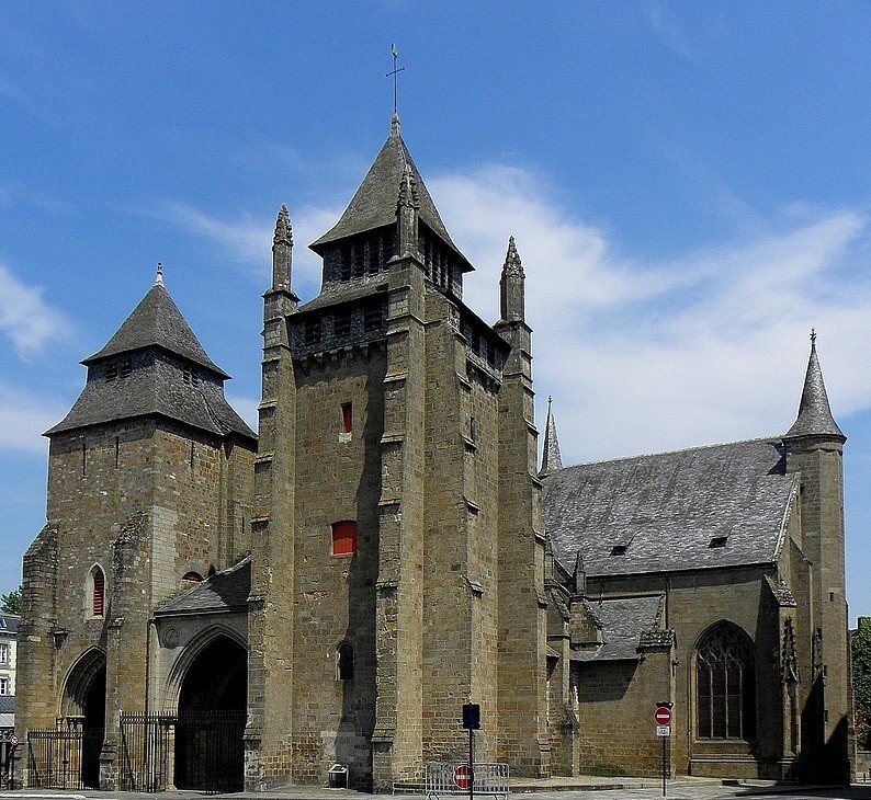 St Brieuc cathédrale.jpg