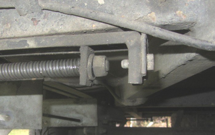 Ecrou stabilisateur 002.jpg